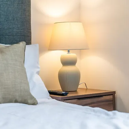 - Balcony - - Sleeps 6 Apartamento *