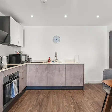 - Balcony - - Sleeps 6 公寓