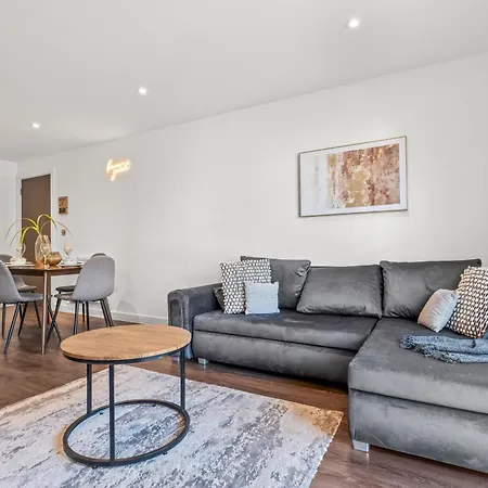 - Balcony - - Sleeps 6 公寓