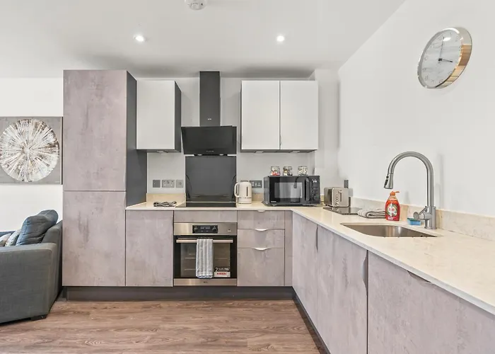 Apartment - Balcony - - Sleeps 6 York